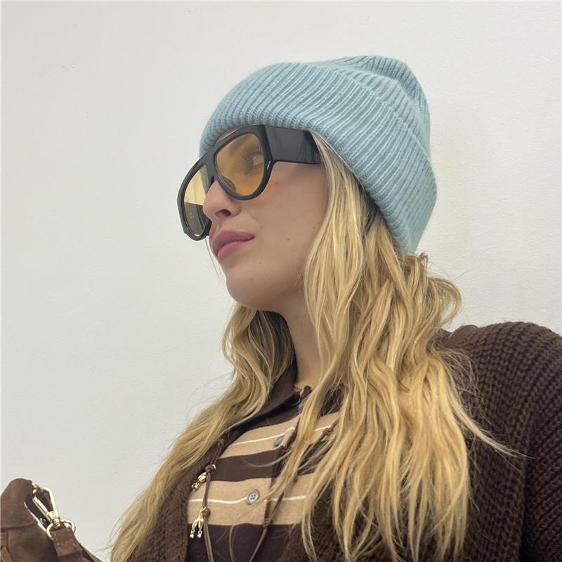 cappello con risvolto regolabile justin